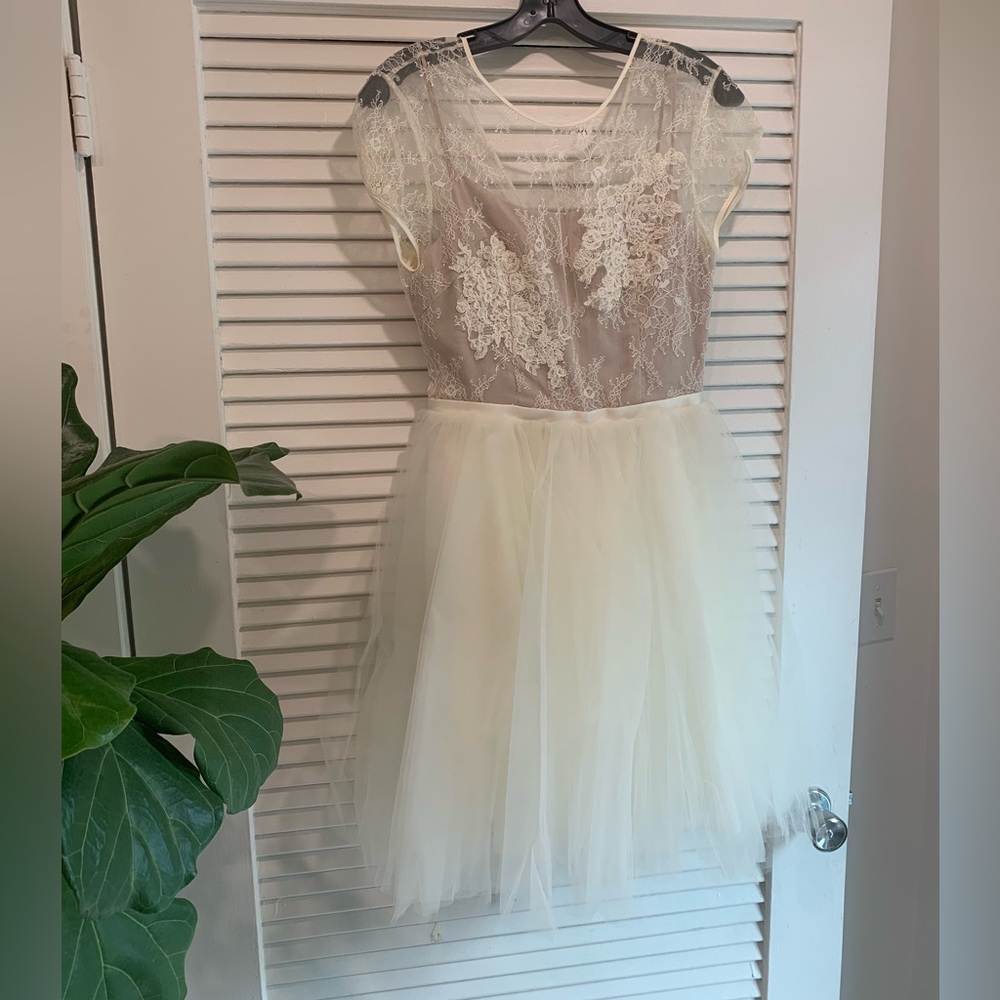 COPY - Nha khanh Lulu Lace Tulle Dress Ivory 2 - Picture 2 of 10
